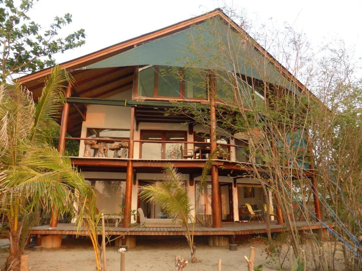 Sekongkang Castaway Surf Retreat 1酒店 外观 照片